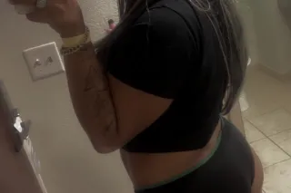 cum let sxarr frost youre chocolate and vanilla latte - Image 6