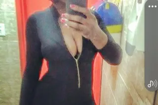 BROWN SKINNED AN BUSTY LETS PL... - Image 4