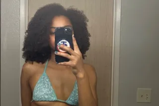 OUTCALL AVAILABLE NOW! 💙 - Image 5