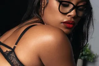 Back In Town!!! Hosting or i can travel to your bedroom🖤 - Image 7