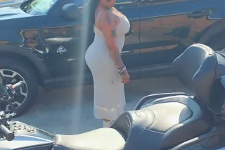 🚙 OUTCALLS NOW AVAILABLE 🚙🎉🎁ITS MY BIRTHDAY 🎉 🎁 BRING DAT DIKK HERE...CREAMER AND SQUIRTER. 420 FRIENDLY. NO RUSH. PRIVATE RESIDENCE. OUT CALLS AVAILABLE TO MY ESTABLISHED REGULARS. - Image 9