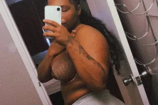 Chocolate Fountain 🍫🍪 Incall -... - Image 1