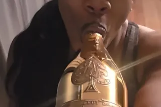 🎀💎Upscale TS BARBIE The BODY🍌👙... - Image 3