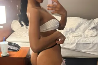 Let Me Take You To Venus 😉 Upscale Gentlemen ONLY ✅ No Lowballers! - Image 10