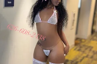 🌹NEW IN TOWN🌹Come see me befor... - Image 2