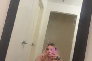 UUR FAV 4 11 BUSTY BLONDE PAWG... - Image 3