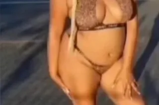 Daddy im horny can i cream on ... - Image 4