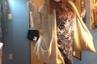 Let Joan make you moan - 37 - Image 3