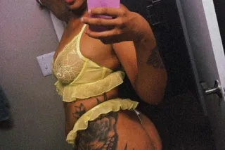 Sweet Like Honey 😜🍯 - 30 - Image 4