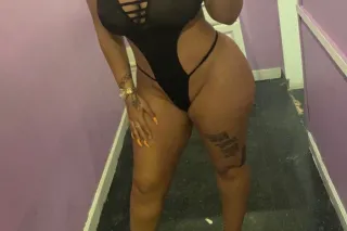 OUTCALLS AVAILABLE - 25 - Image 2