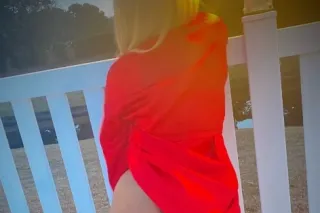 Its warm over here💦💦💦 lets cuddle 😘🥰 - Image 6