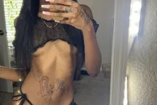 outs ✈ 😍😍 😍 PRETTY TITTIES , S... - Image 2