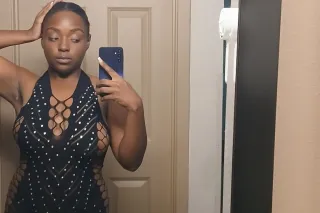 2 girls available New in Town ... - Image 1