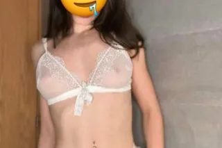 😻Skinny sexy wet horny girl🔥💋 ... - Image 1