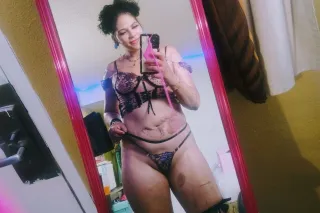 Thicc baddie who will swallow your phatty👅😈 - Image 11