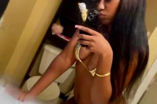 sweet petite chocolate treat 🍫... - Image 1