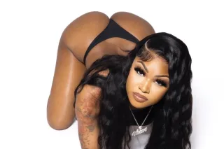 LEAVING SOON CATCH ME WHILE YO... - Image 1