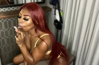 CUM SEE ME WHILE U CAN‼ 𝑪𝑹𝑬𝑨𝑴𝒀... - Image 2