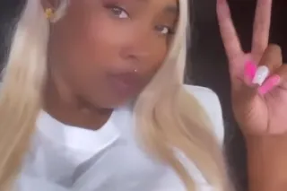 the most loven thick 🍑 pretty face - Image 7