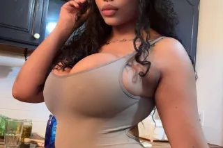 I DO MASSAGES ! - Image 1