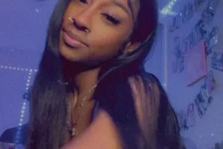 A Pretty and Petite Treat 🥰😝 I... - Image 3