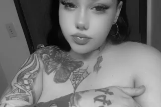 HAPPY HOUR 🥂 IM BACK😍 I-17 and... - Image 3