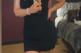 CUM keep warm with Your FAVORITE 🏆Throat GOAT &amp; MILF BADDIE 😍 with a PHATTY🍑🍑 - Image 6