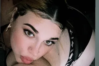 IN TOWN FOR SHORT TIME 20th- 3... - Image 2