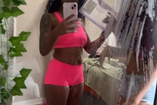 alchohol friendly ☺ letd have ... - Image 3