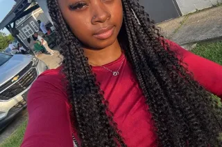 alchohol friendly ☺ letd have a drink together! - Image 5