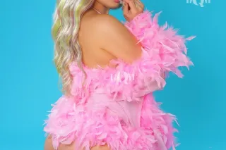 california blonde spinner in high demand Boise INCALL and outcalls - Image 3