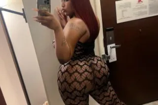 NEW HERE 👋🏽Freaky with a Fat Ass 🍑Pretty Feet 👣 COME FREAK ME NIGGA - Image 8