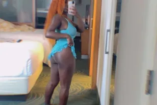 NEW IN TOWN!!!!!🍫🥰🥰!GREEK GODD... - Image 1