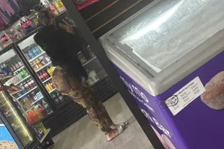 THICK 💦🍑 JUICY 💦🤯🍯 HAWAIIAN WI... - Image 3