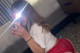 Green Eyed Cutie - Image 5