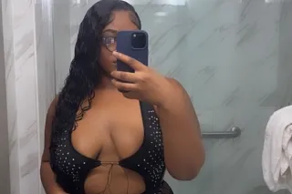 💋S⃣N⃣E⃣A⃣K⃣ A⃣W⃣A⃣Y⃣ &amp; P⃣L... - Image 3