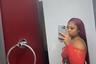 💦NEW IN TOWN 💦 Chocolate Ebony... - Image 1