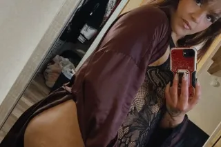 💦🔥!💋Sweet Meets Seductive ❤😚 💋!🥰😘 - Image 11