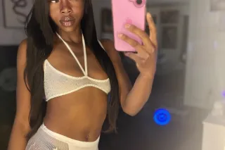 CHOCOLATE 🍫 PRINCESS💚💚 VERY BE... - Image 1