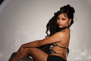 Petite and Tight🎀💦FETISH FRIEN... - Image 1