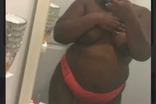 I NEED SOME DICK ,CUM FUCK ME DADDY 💦💦💦 - Image 1