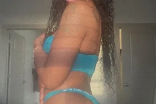 pretty ebony baddie INCALLS &amp; OUTCALLS - Image 3