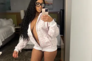 Leaving Soon! Let Me Take You To Venus 😉 Upscale Gentlemen ONLY ✅ No Lowballers! - Image 5