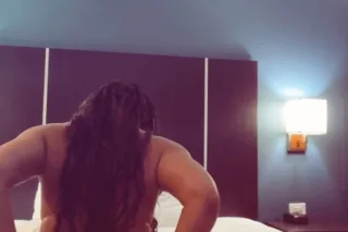 WET PHAT PUSSY - Image 2