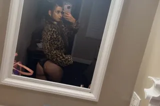 NEW TO TOWN 🥰 100% 💋Specials 🥰... - Image 2