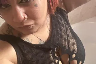 😝😁😍😛wanna play with me this sexy cuban and putero rican bbw !!!!!! 😝🍑😍😘😜😻💋🫦👅 - Image 1