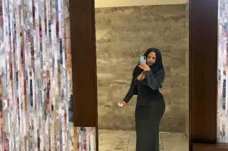 Juicy beauty available now - 2... - Image 4