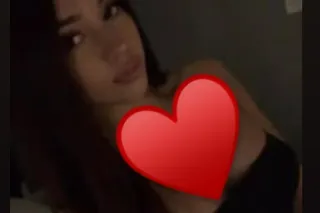 Young fresh Latina 🦋🦋 CATCH ME... - Image 2