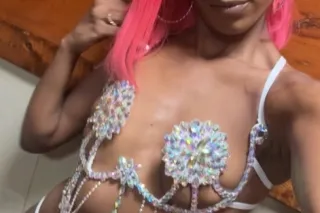 STOP scrolling – I’m What You ... - Image 2