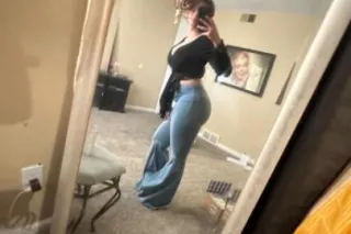 yes thats me in the pictures stop asking me to verify cum with your eyes and see its me.... - Image 2